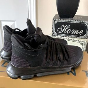 Nike Zoom KD10. Size 7. Color Black/Dark Grey.
